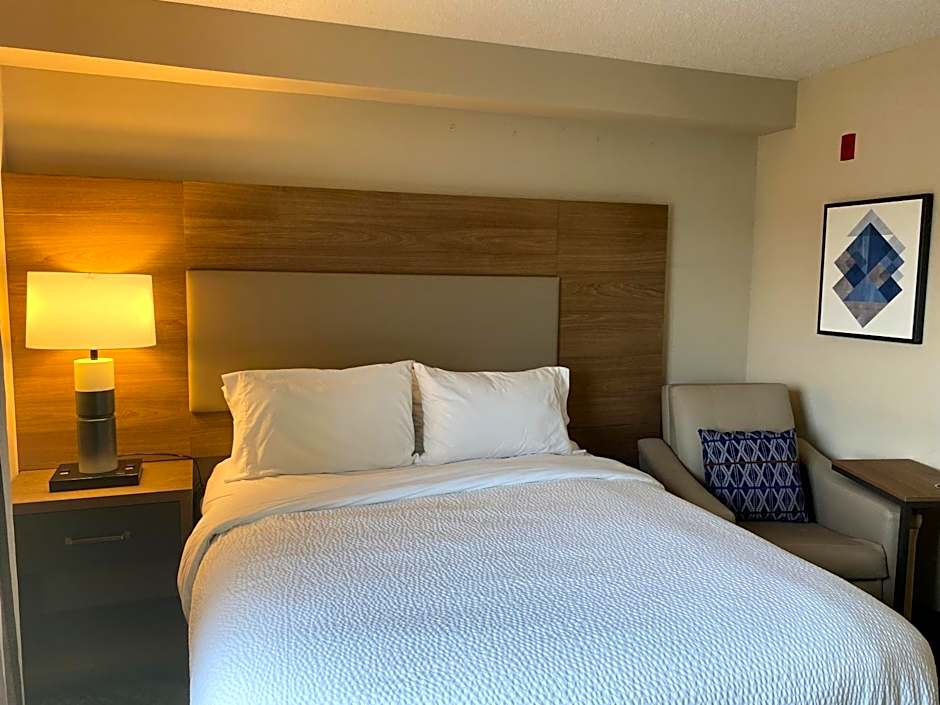 Candlewood Suites Harrisburg By IHG
