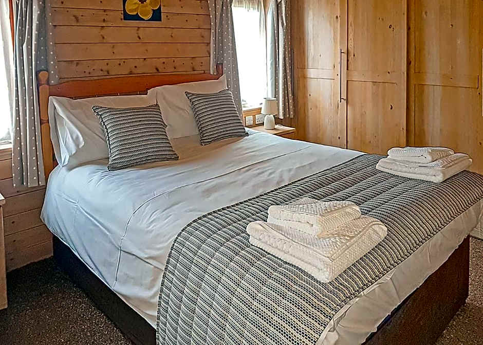 Llwyngwair Manor Holiday Park