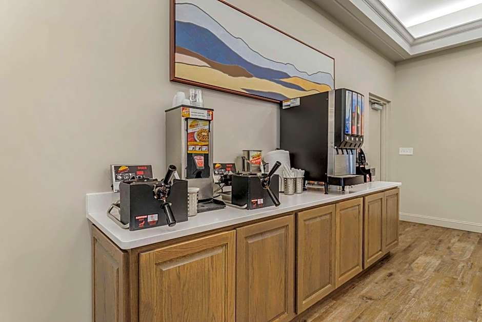 LeConte Hotel & Convention Center, Ascend Hotel Collection