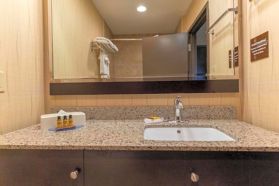 Best Western Plus South Edmonton Inn & Suites