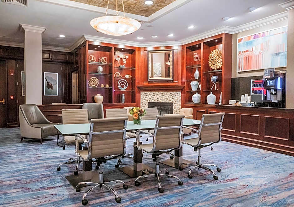 Club Quarters Hotel in Boston
