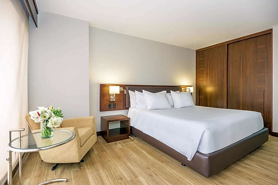 NH Collection Bogota WTC Royal