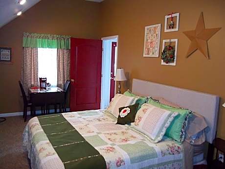 The Strawberry-Double room-Deluxe-Ensuite with Bath