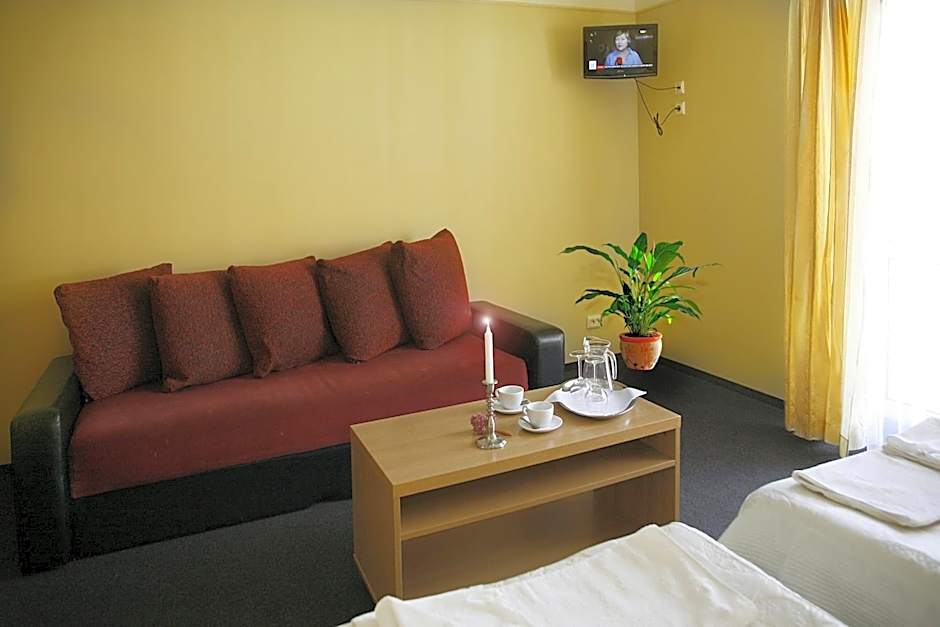 Restoranas - Svečių Namai - Restaurant - Guest House Perkūnkiemis