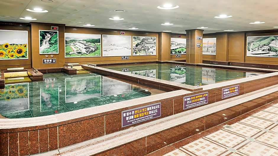 Taebaek Hotel