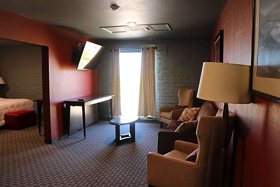 Historic Cow Palace Inn