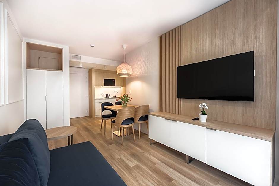 Aurum Aparthotel - Nowe Apartamenty blisko Plaży - Neue Appartements in Strandnähe