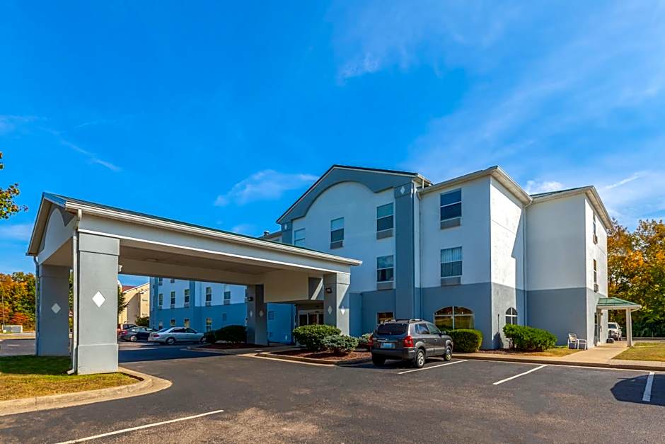 Super 8 by Wyndham La Grange KY
