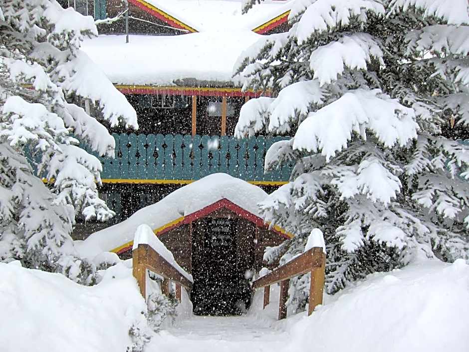 Chateau Apres Lodge