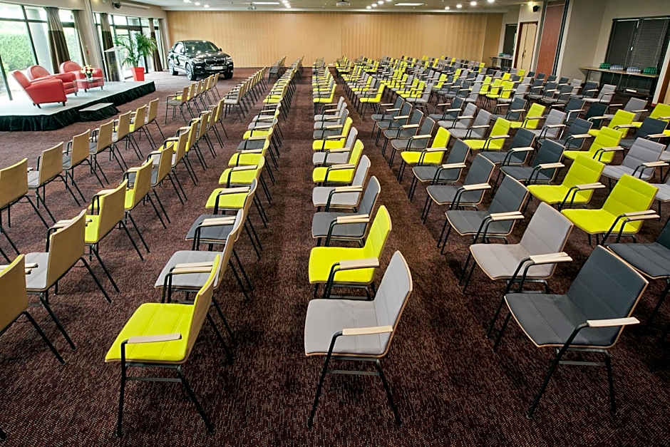 Residhome Suites Paris Sénart