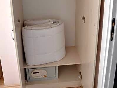 Huxley Hotel and Aparts Old City