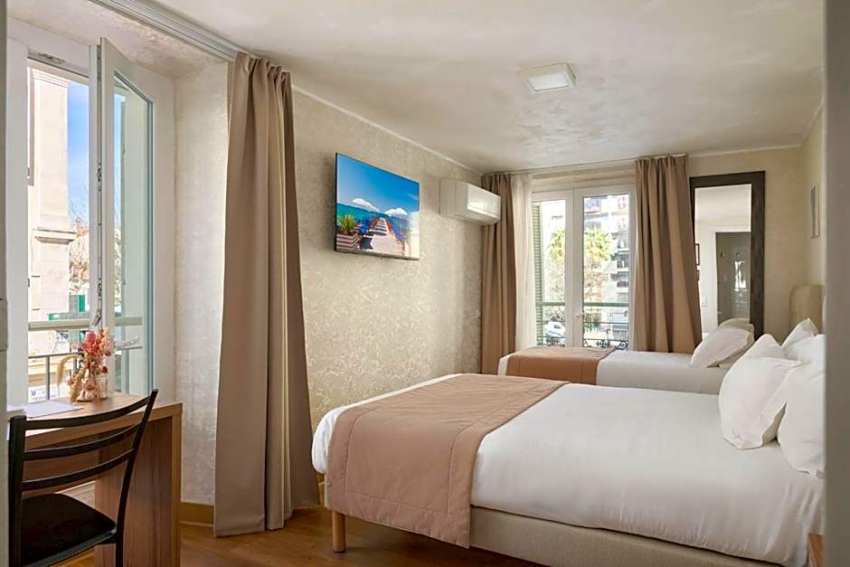 Hotel Des Congres Et Festivals