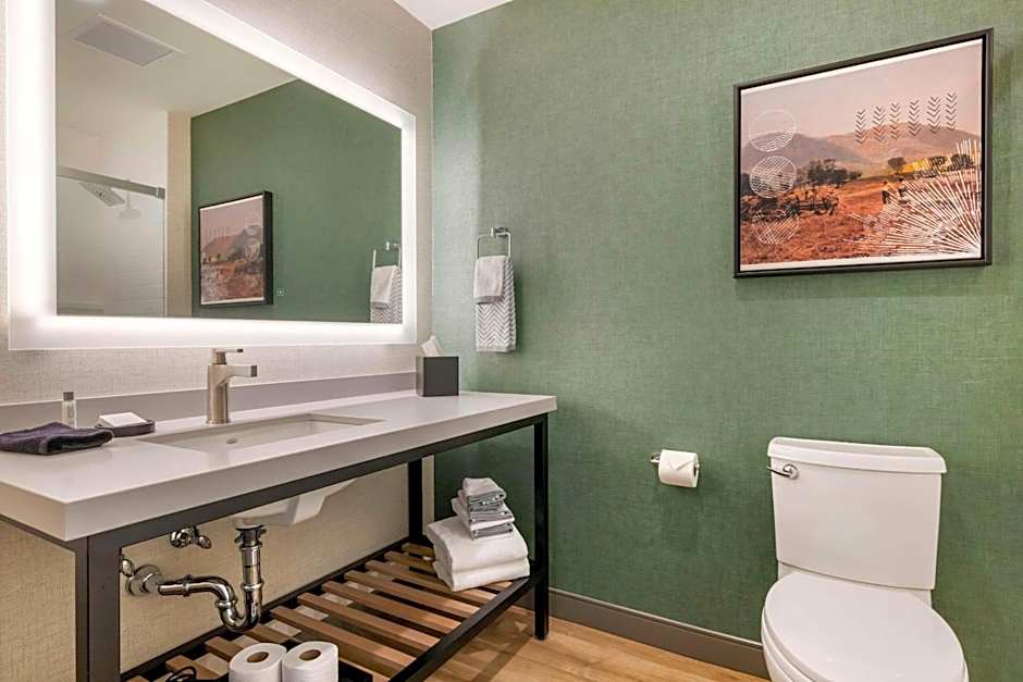 Cambria Hotel El Centro - Imperial