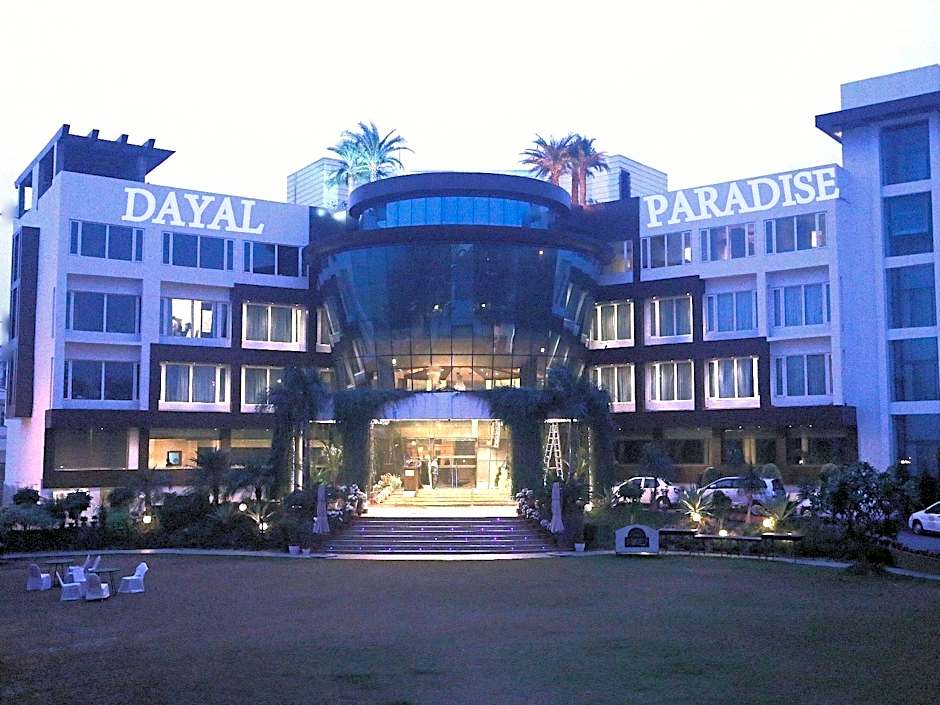 Hotel Dayal Paradise