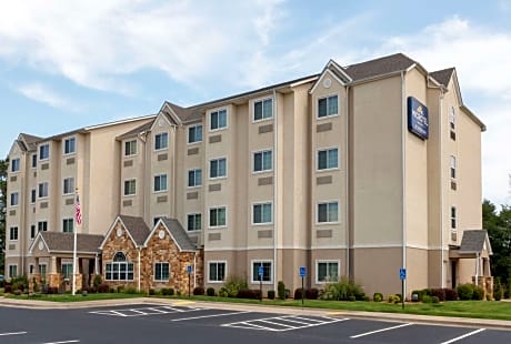 Microtel Inn & Suites by Wyndham Searcy