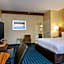 Fairfield Inn & Suites by Marriott Belleville