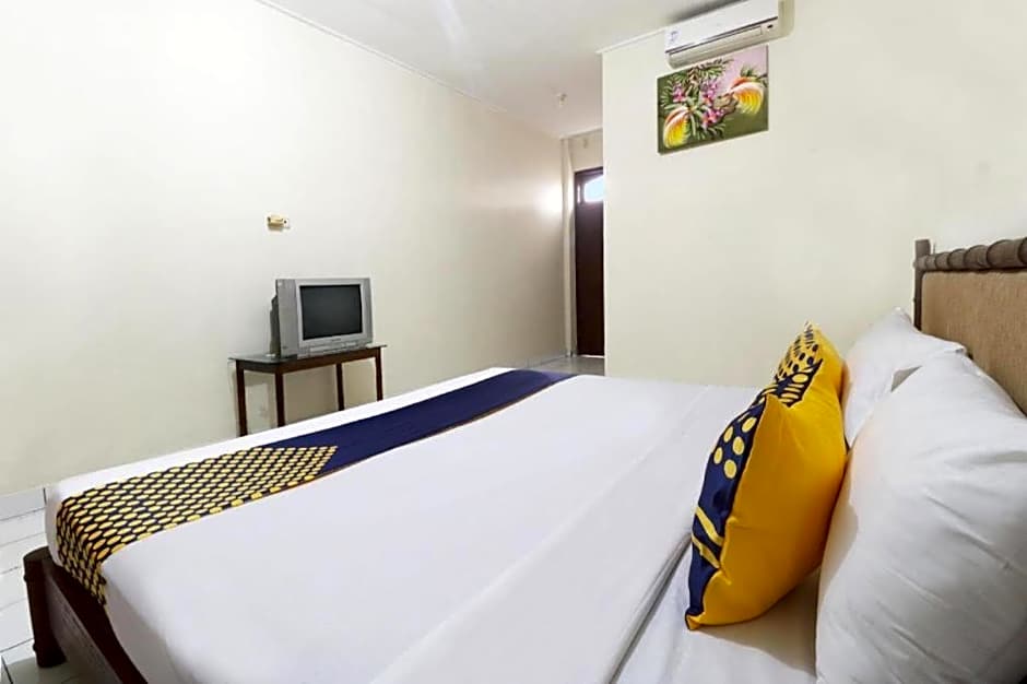 SPOT ON 2426 Hotel Aget Jaya Ii