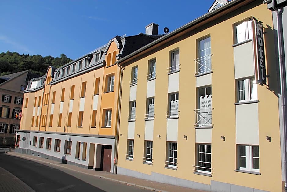 Hotel du Commerce - Restaurant La Table de Clervaux