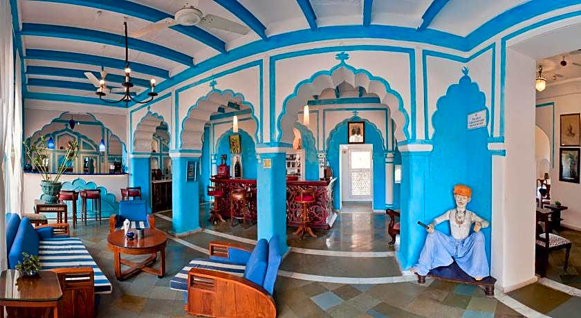 Neemrana Fort-Palace