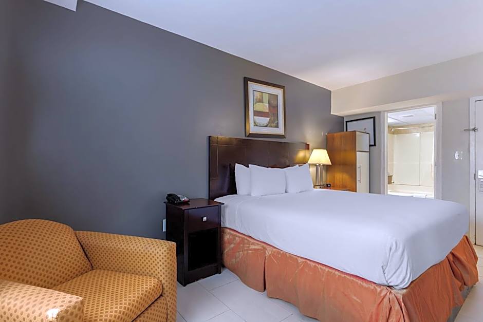 Best Western Plus Brooklyn Bay Hotel