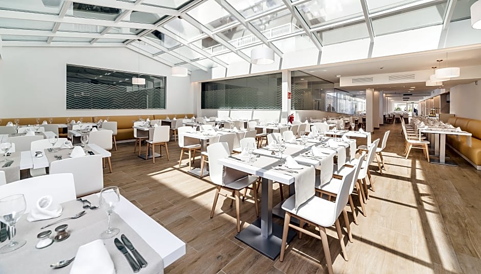 Apartamentos Globales Lord Nelson