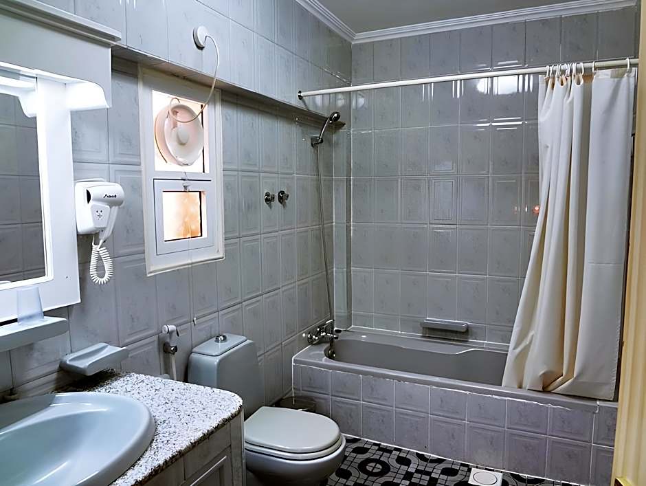 Bowshar International Hotel