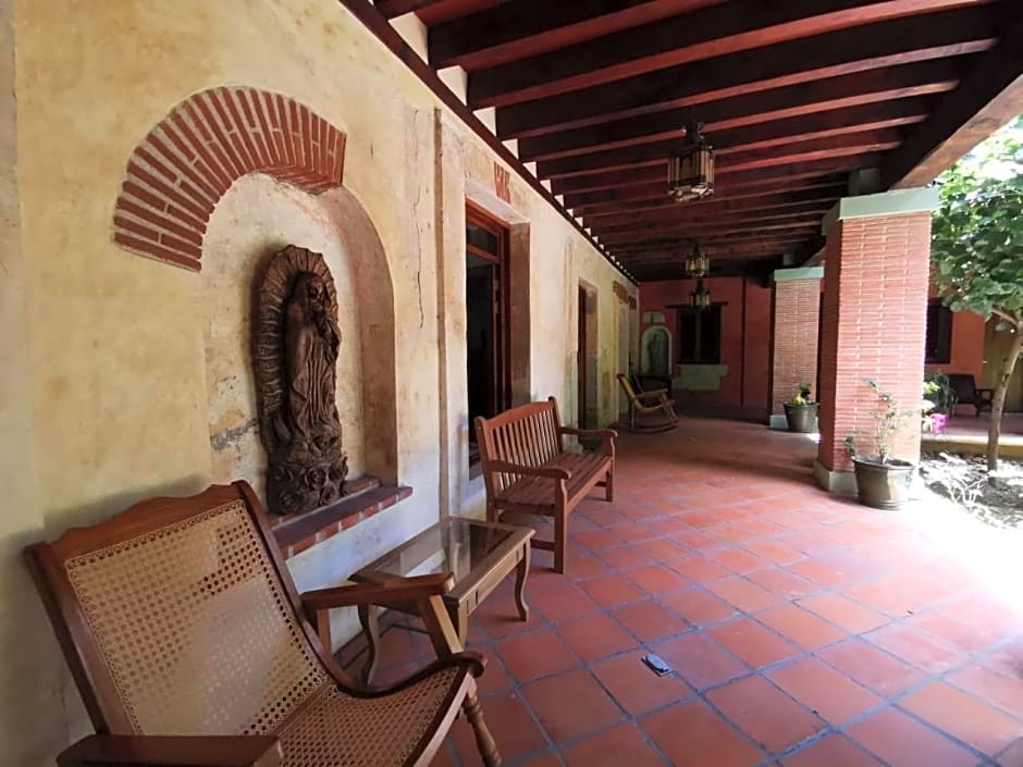Hotel Siglo XVII Art Gallery