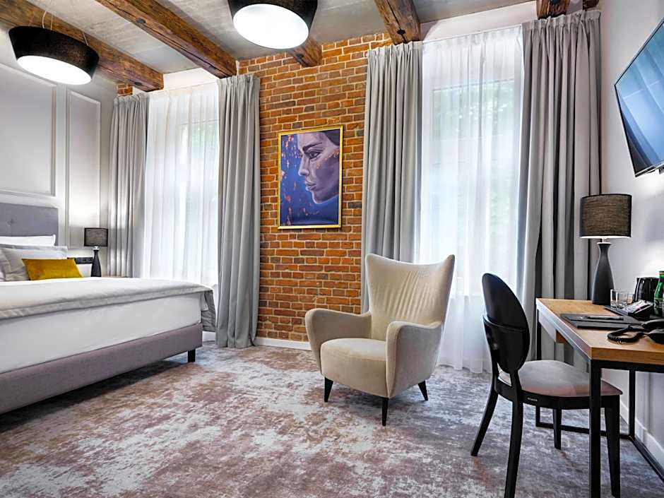 Photo 1 of 50 of Hotel Wawel Queen