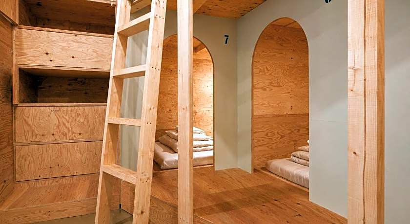 Ishigaki Guesthouse HIVE