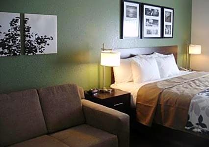 Sleep Inn & Suites Garden City