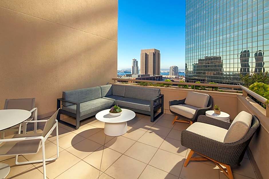 Photo 1 of 7 of Junior 2 Double Beds Suite, City View, Balcony