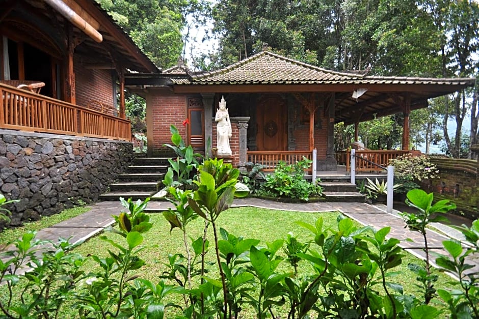 Puri Lumbung Cottages, Restaurant & Spa, Munduk