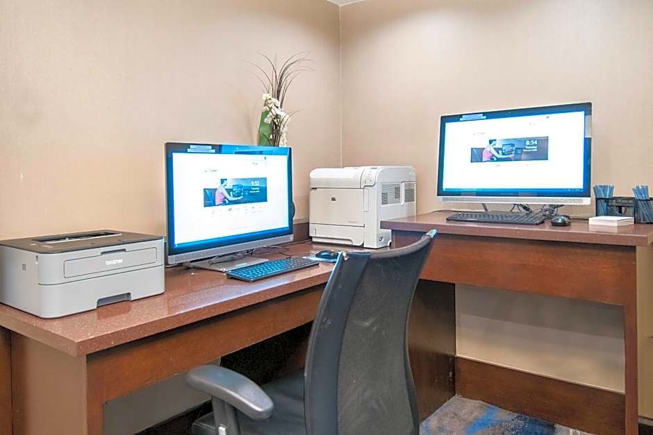 Fairfield Inn & Suites by Marriott Dallas Dfw Airport South/Irving