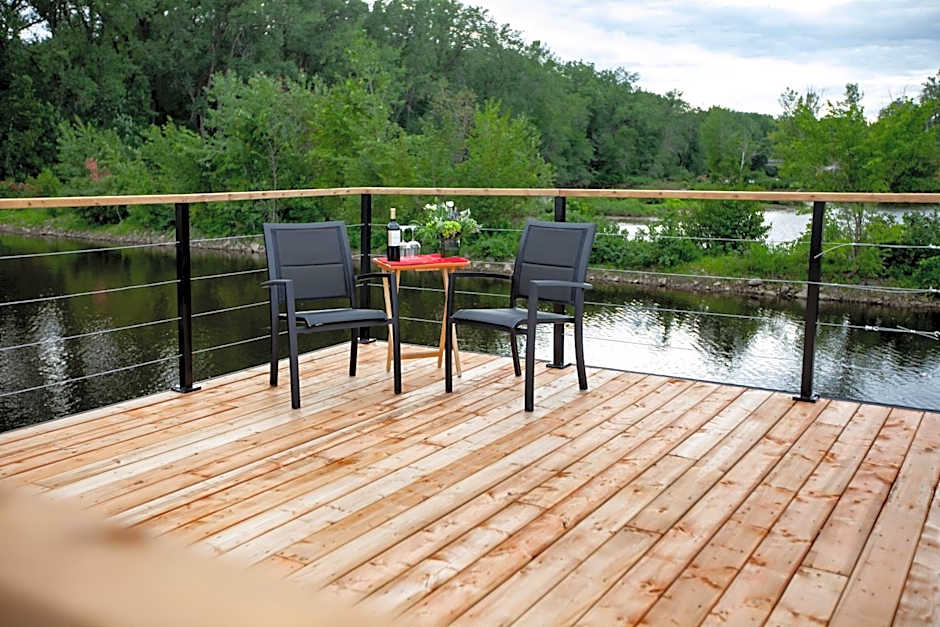 Yacht Club de Trois-Rivières 1 - Maison flottante