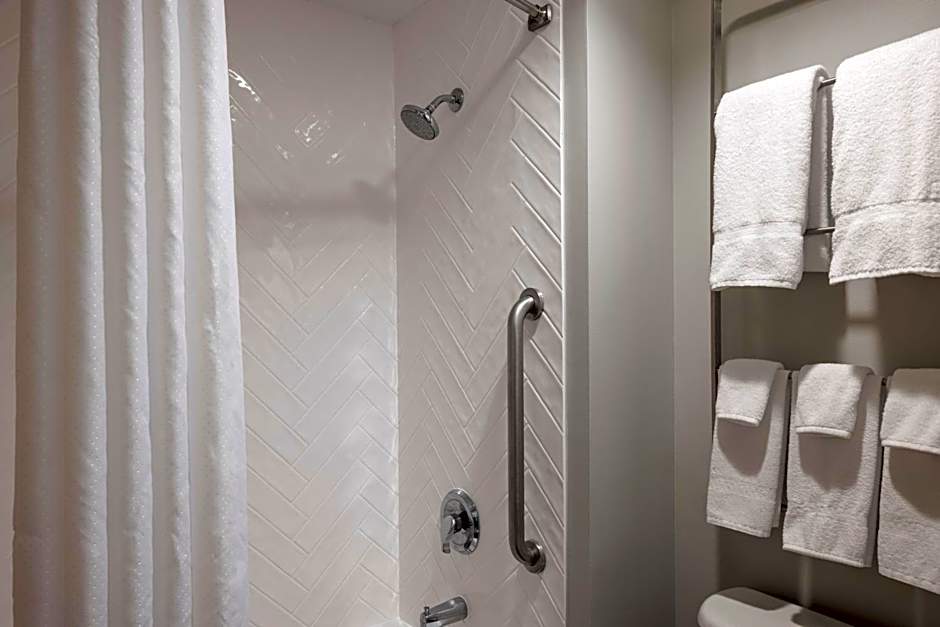 TownePlace Suites by Marriott Chicago Lombard