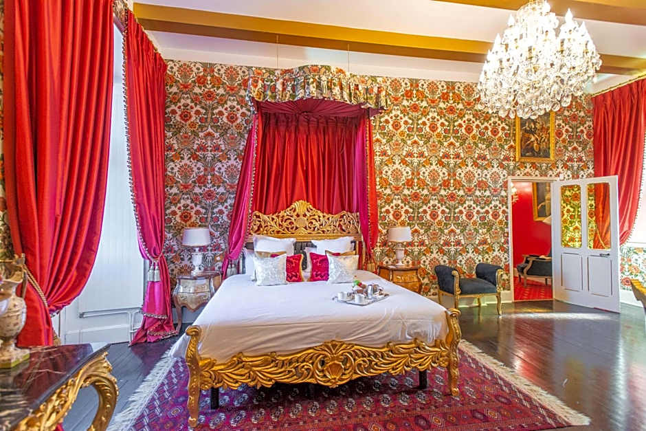 Chateau Le Prieure - Younan Collection