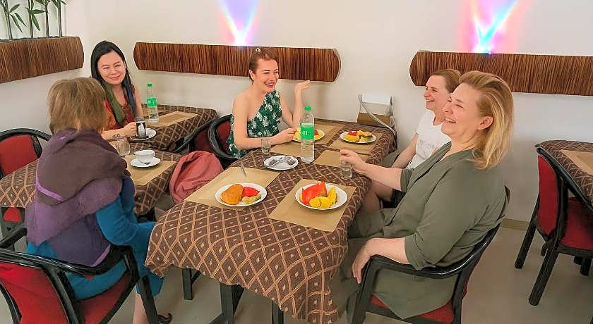 Hotel Avon International