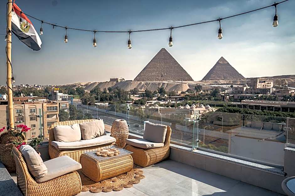 Dream Inn Pyramids View