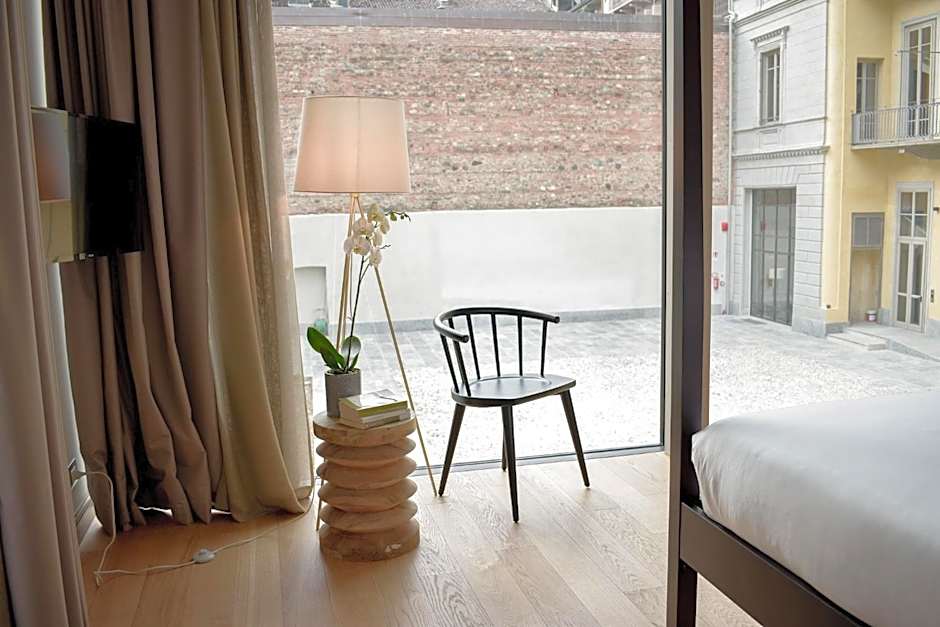 Opera35 Boutique Hotel