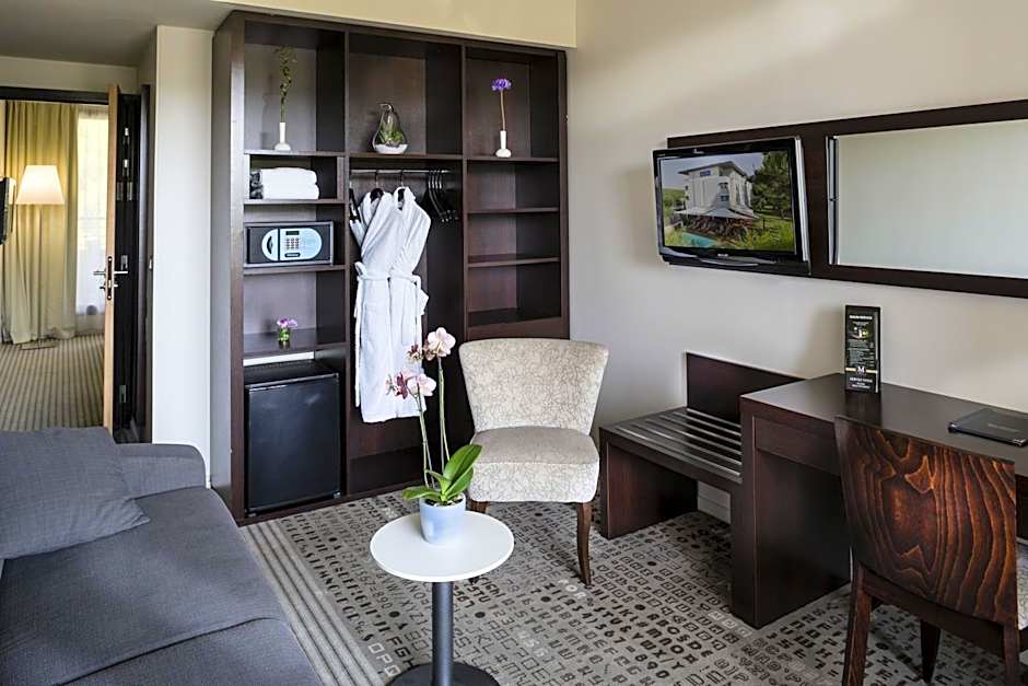 Mercure Aix-en-Provence La Duranne Gare TGV