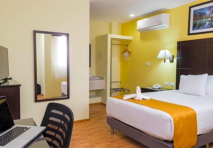 Hotel Madan Cárdenas