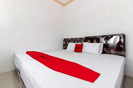 RedDoorz near Sam Ratulangi Airport Manado