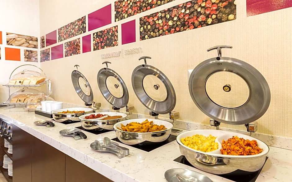 Hampton Inn by Hilton Tijuana