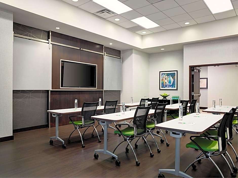 Hyatt Place Arlington Courthouse