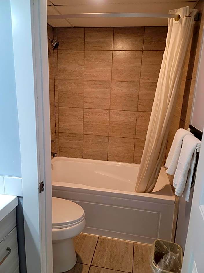 Super 8 by Wyndham Red Deer