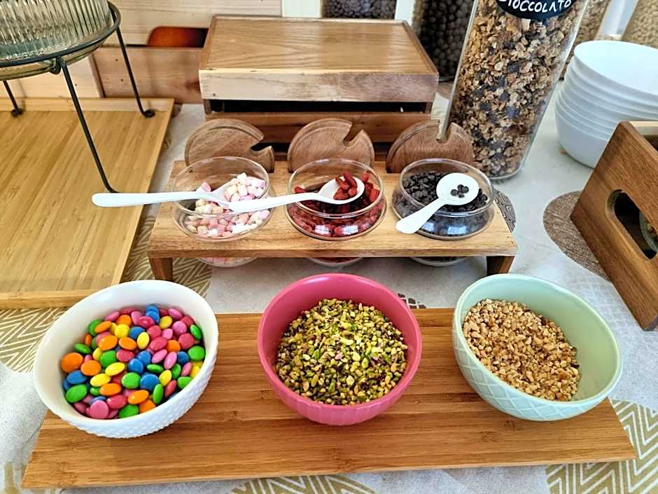 Hotel Elefantino Grey - Free Brunch & Breakfast Until 13-00 - Vicinissimi a Mirabilandia