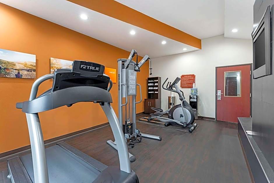 Comfort Suites Monaca