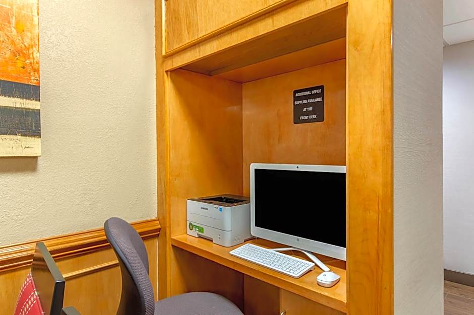 Comfort Inn Petersburg Fort Lee Area