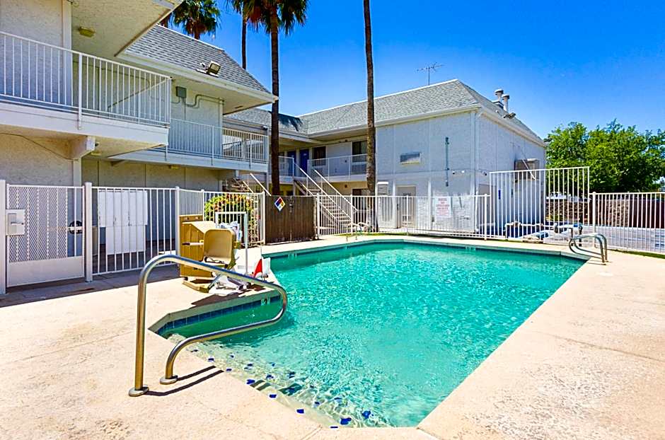 Motel 6 Mesa South