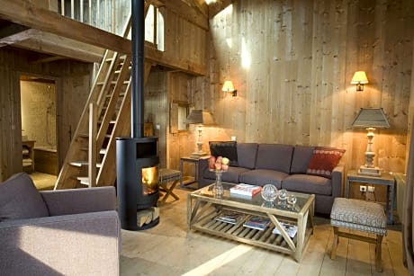 House - 2 Queen 3 Single Beds, Non-Smoking, Three Bedrooms, Sofabed, Fireplace